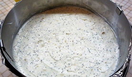 лимонный чизкейк с марципаном и маком