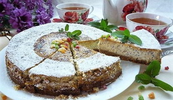 лимонный чизкейк с марципаном и маком