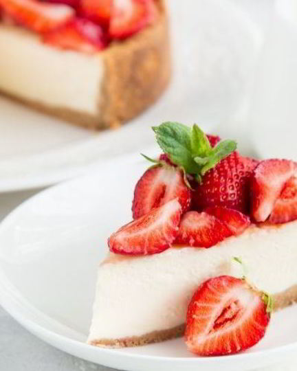 Рецепт нежного чизкейка с клубникой