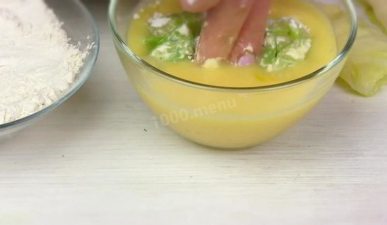 капустные конвертики с сыром