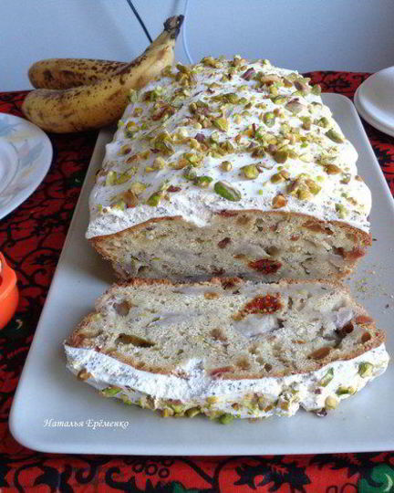 Рецепт бананова-фисташкового кекс под молочно-маковой глазурью