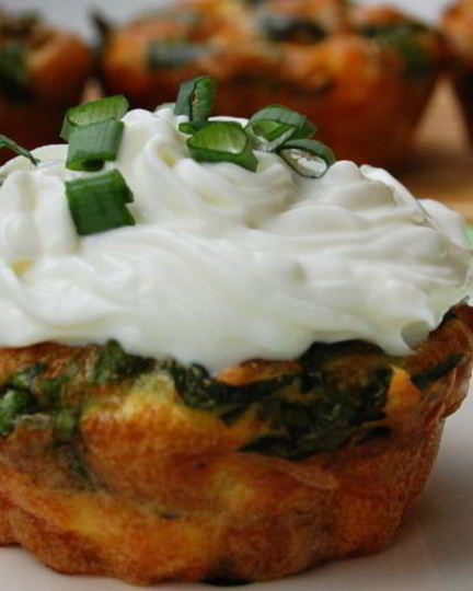 Рецепт капкейков со шпинатом, курицей и сыром