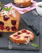 Кекс с ежевикой
