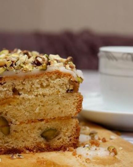 Рецепт кекса с фисташками и апельсиновым джемом