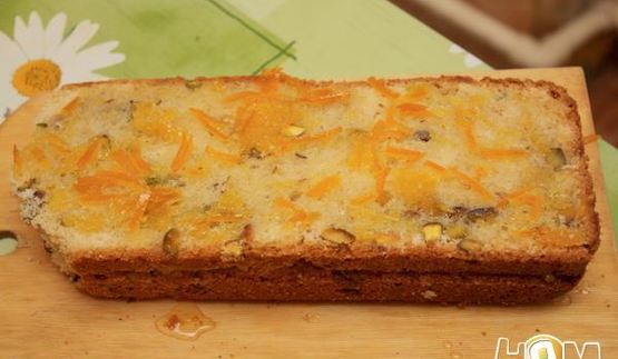 кекс с фисташками и апельсиновым джемом