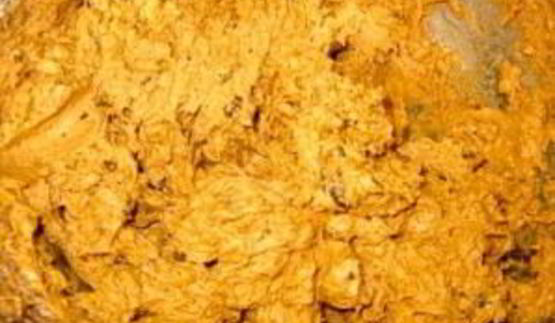 кекс с изюмом и грецкими орехами