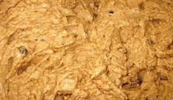 кекс с изюмом и грецкими орехами