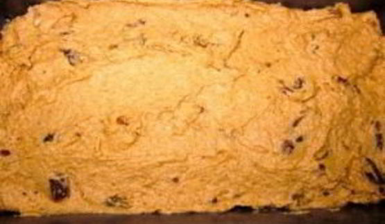 кекс с изюмом и грецкими орехами