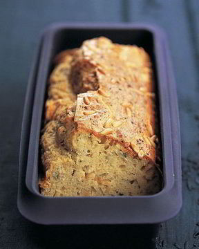 Кекс с кедровыми орешками