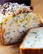 Кекс с сыром и зеленью