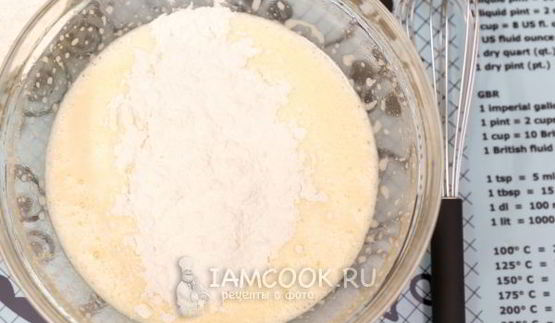 лимонный кекс с черносливом