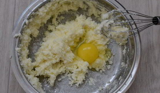 лимонный кекс с грушами