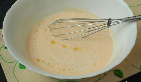 мраморный пряный кекс на сыворотке с малиной