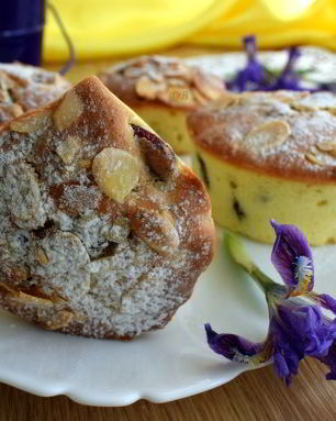 Пасхальные кексы с клюквой