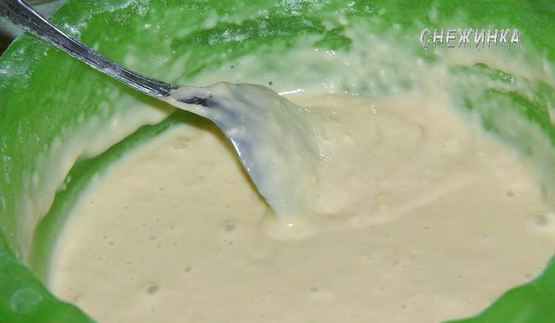 саварен — французская ромовая баба из дрожжевого теста