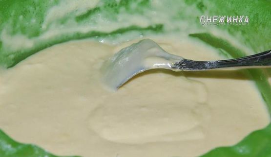 саварен — французская ромовая баба из дрожжевого теста