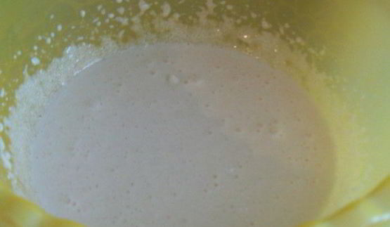 шоколадно-творожные кексы с брусникой