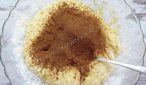 шоколадный кекс с грушами