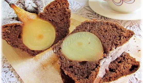 шоколадный кекс с грушами