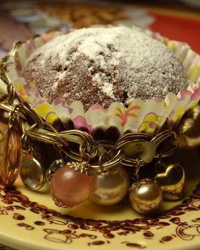 Шоколадные кексы с начинкой из белого шоколада