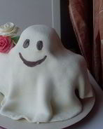 Торт-кекс Дружелюбное привидение на Хэллоуин