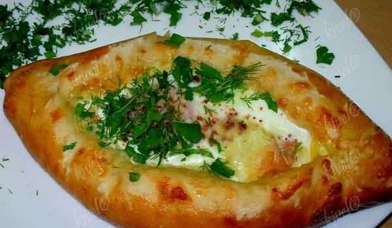 аджарские хачапури лодочка