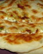 Быстрые хачапури с творогом и сыром