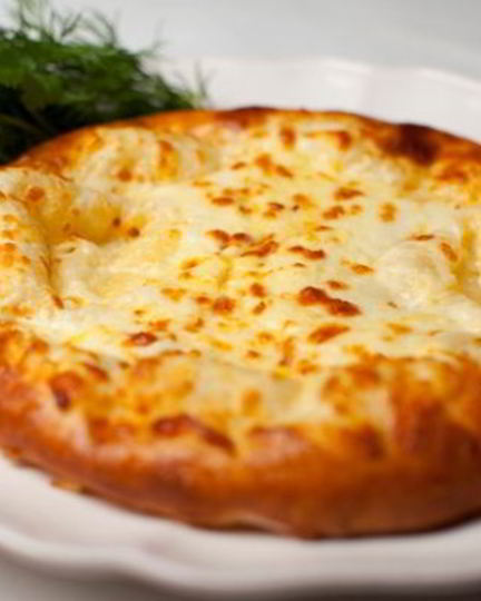 Рецепт хачапури по-тбилисски с сулугуни