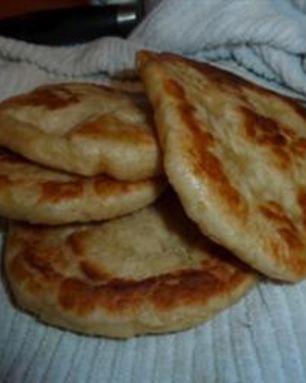 Хачапури с сыром сулугуни