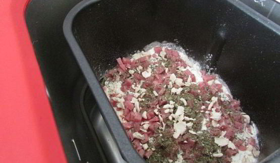 французский хлеб с ветчиной