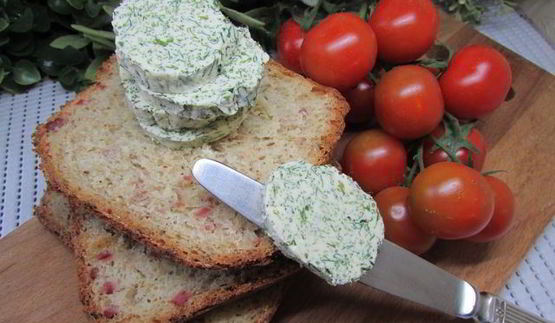 французский хлеб с ветчиной