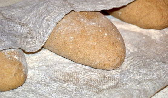 хлеб на темном пиве с анисом