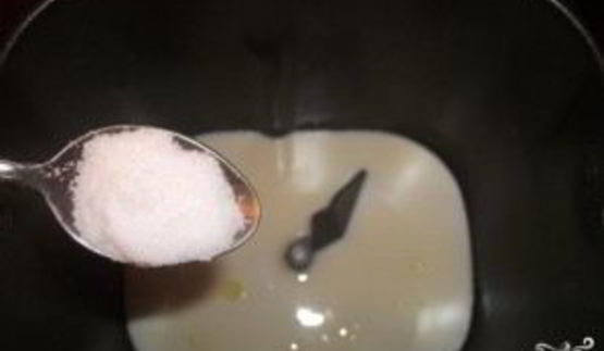 кукурузный хлеб в хлебопечке