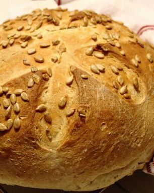 Пшенично-ржаной хлеб с семечками