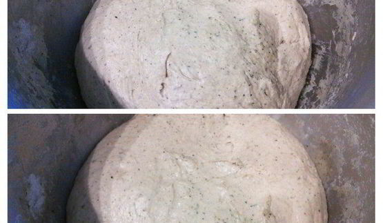 смешанный хлеб с тыквенными семечками и бальзамическим уксусом