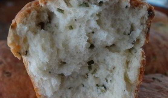 сметанный хлебушек с зелёным луком