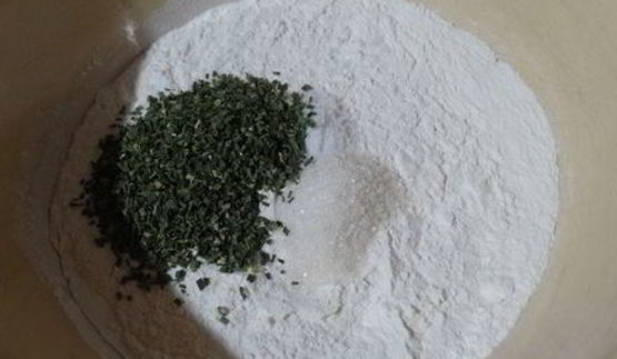 сметанный хлебушек с зелёным луком