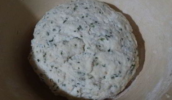 сметанный хлебушек с зелёным луком