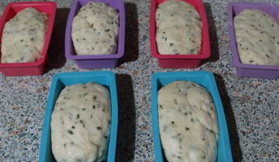 сметанный хлебушек с зелёным луком