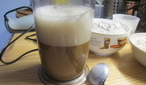 темный хлеб на пиве с тмином и черносливом