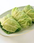 Конвертики из мангольда с начинкой из цукини, сыра и кедровых орешков