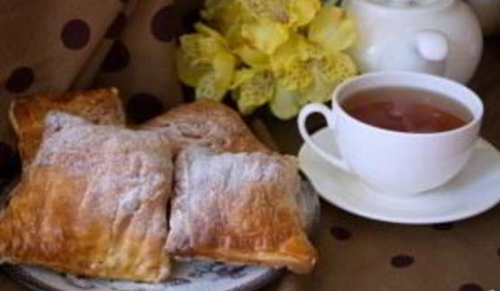 конвертики из слоеного бездрожжевого теста