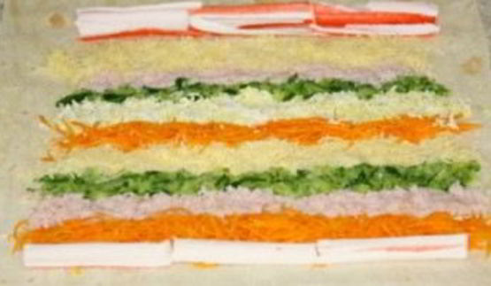 лаваш с корейской морковкой и крабовыми палочками