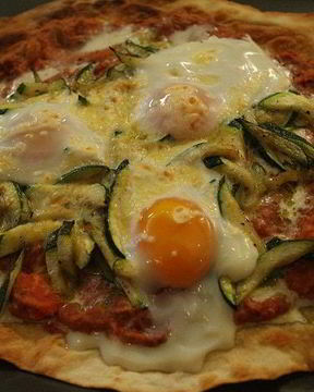 Лаваш с красной фасолью, цукини и помидорами