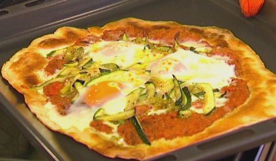 лаваш с красной фасолью, цукини и помидорами