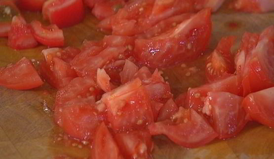 лаваш с красной фасолью, цукини и помидорами