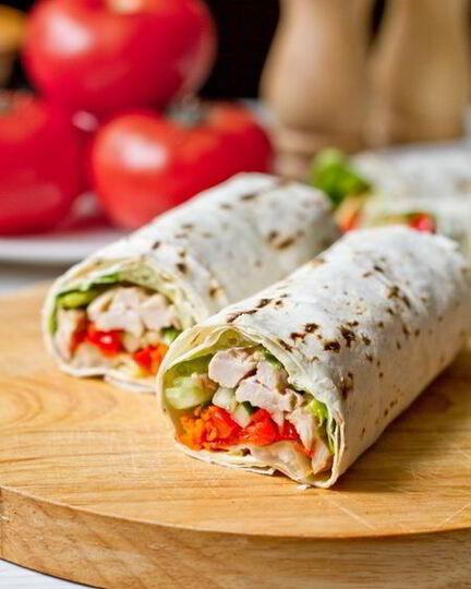 Рецепт ролла из лаваша с курицей и овощами