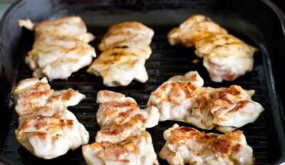 ролл из лаваша с курицей и овощами