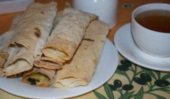 рулетики из лаваша с сыром