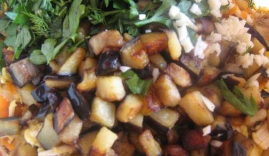 закуска из лаваша с курицей и баклажанами